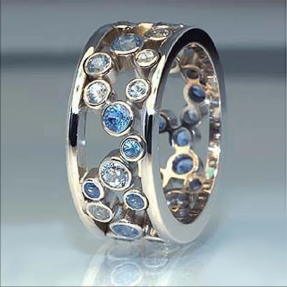New 925 Silver Round Cut Women’s Sapphire Ring - Picture 2 of 3